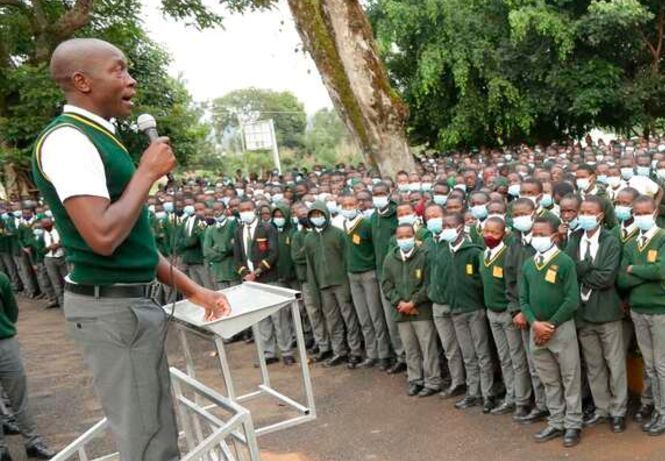 High School Principals In Kenya Who Wear School Uniform 