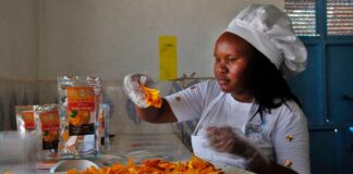 Faith Mumo: Entrepreneur Processing Fresh Mangoes To Crisps For Export 