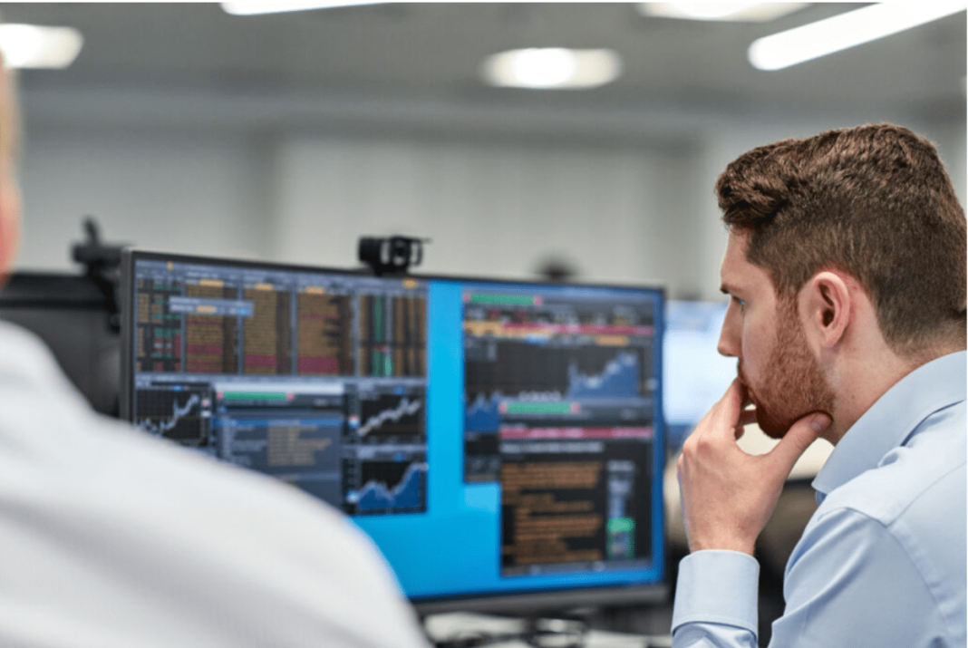 The Evolution of Commodity Trading: From Ancient Markets to Online Platforms